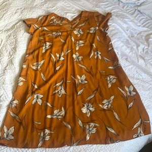 A New Day brand orange floral print shift dress with pockets!